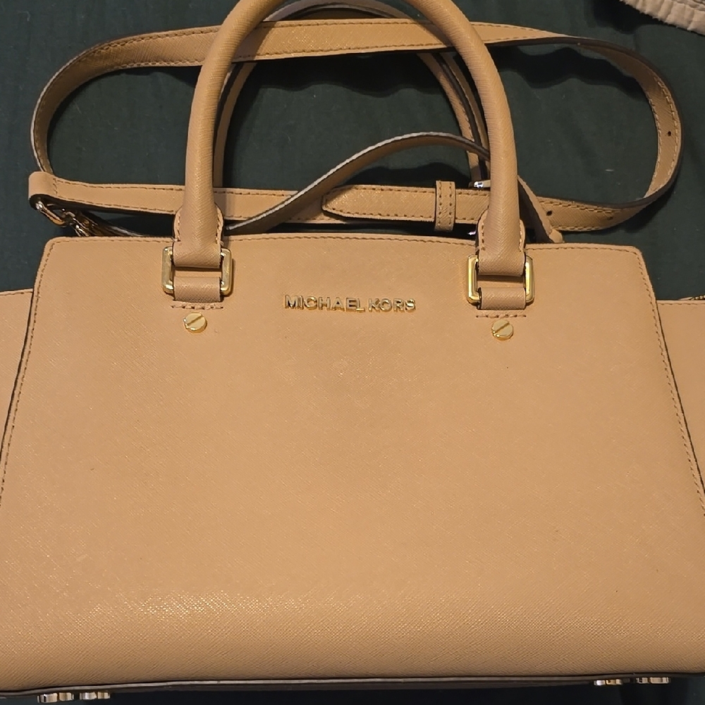 Michael Kors Tan Leather Handbag